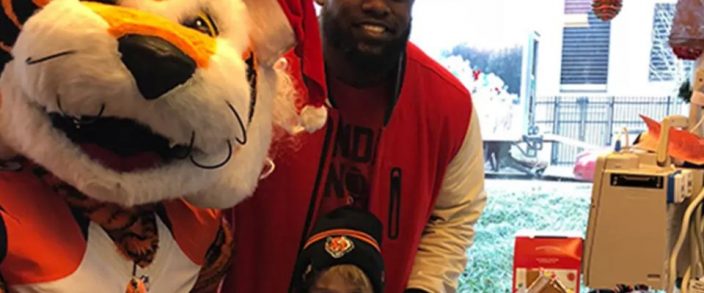 Geno Atkins Named Week 15 NFLPA Community MVP